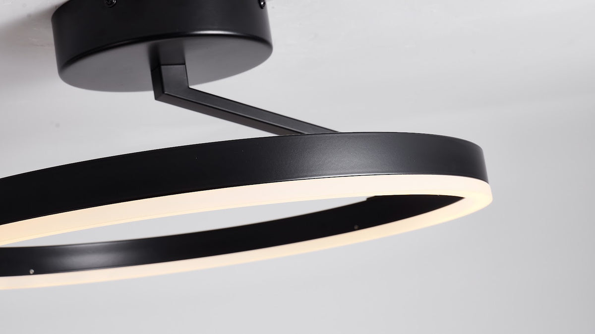 Zwarte plafondlamp Ø40 cm Lysrum plat op het plafond — in de slaapkamer