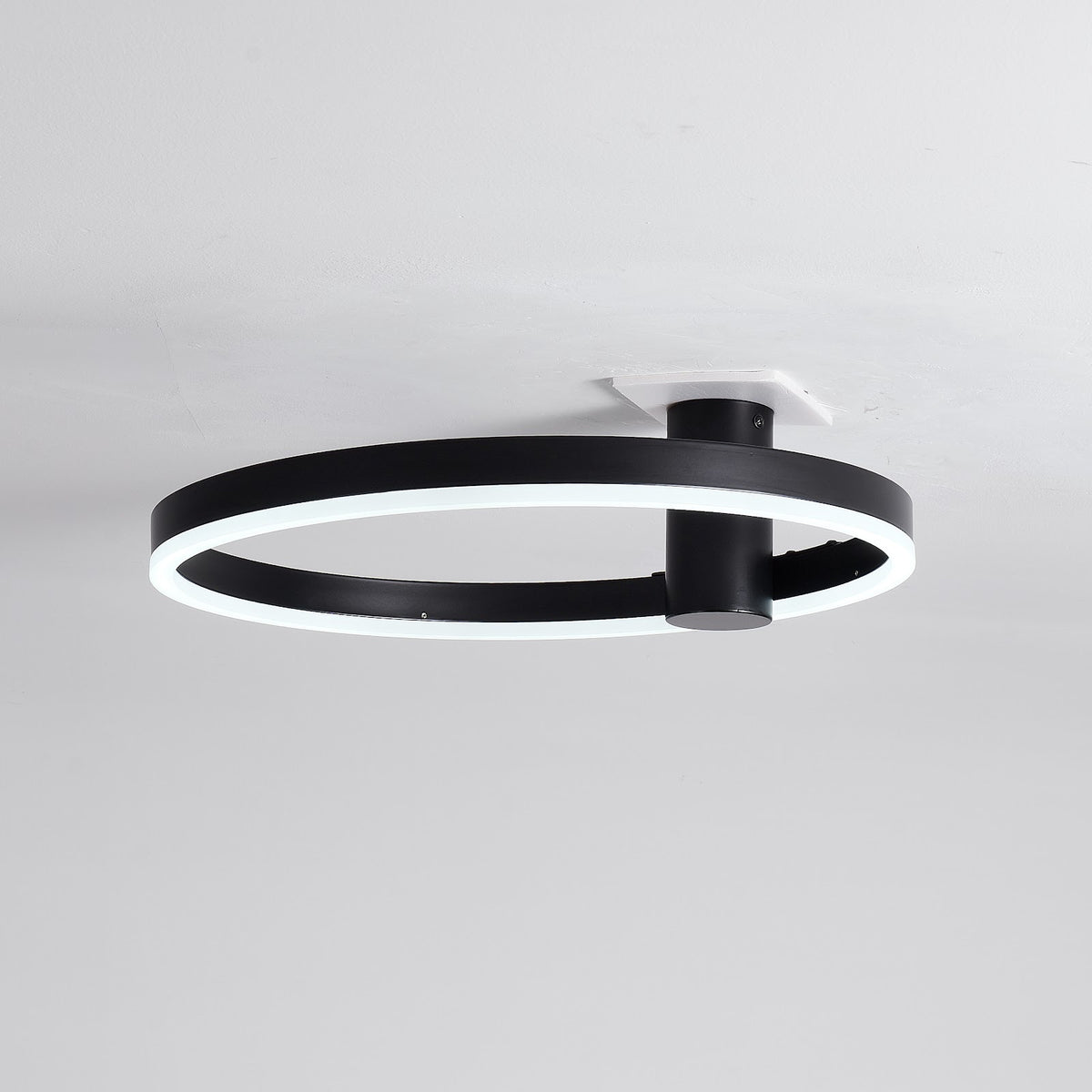 Zwarte plafondlamp Ø40 cm Lysrum met buis van 12 cm — ingebouwde LED 15W