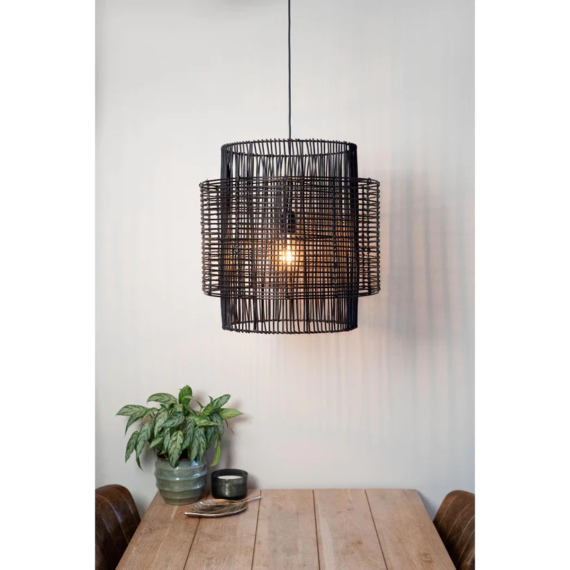 hanglamp zwart, hanglamp rotan, hanglamp keuken, hanglamp eetkamer, rotan lamp, hanglamp eettafel, hanglamp eettafel zwart, hanglamp industrieel