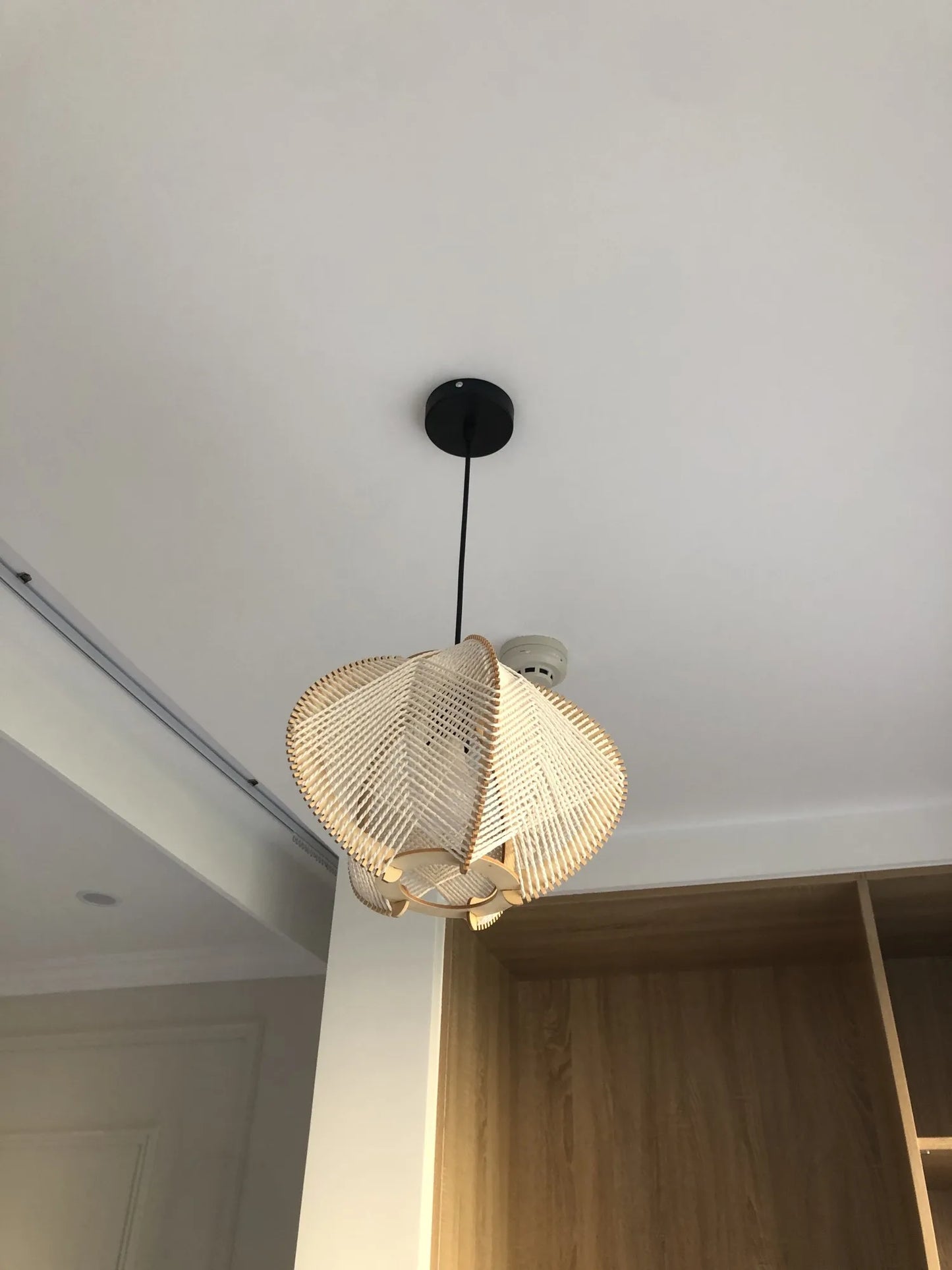 Handgemaakte hanglamp van hout | Lignum