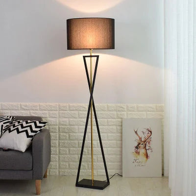 vloerlamp goud, vloerlamp modern, vloerlamp design, vloerlamp zwart metaal, vloerlamp wit, vloerlamp zwart, vloerlamp dimbaar, vloerlamp led, moderne vloerlamp, vloerlamp Scandinavisch