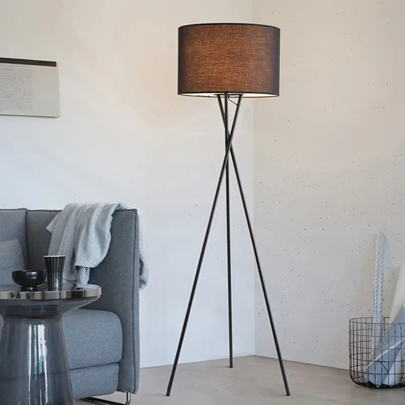 vloerlamp goud, vloerlamp modern, vloerlamp design, vloerlamp zwart metaal, vloerlamp wit, vloerlamp zwart, vloerlamp dimbaar, vloerlamp led, moderne vloerlamp, vloerlamp Scandinavisch