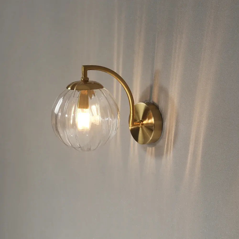 Moderne wandlamp brons met witte kap - Pluk | Lampenlicht Moderne wandlamp brons met witte kap - Pluk | Lampenlicht