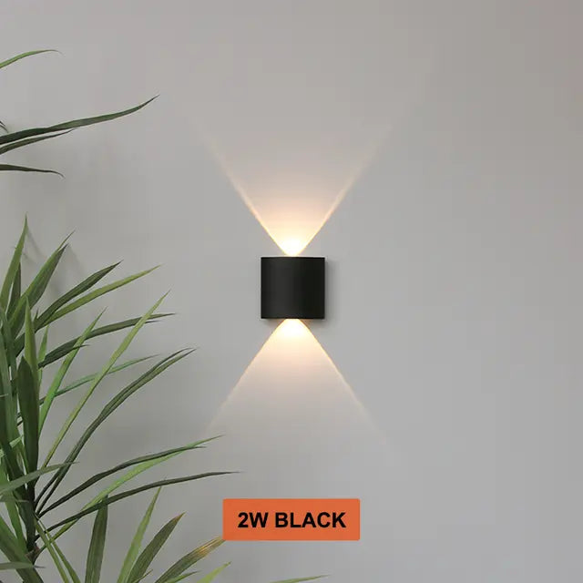 Wandlamp buiten of binnen, IP65, 2W tot 12W, Zwart en Wit – De Lampfabriek Wandlamp buiten of binnen, IP65, 2W tot 12W, Zwart en Wit – De Lampfabriek
